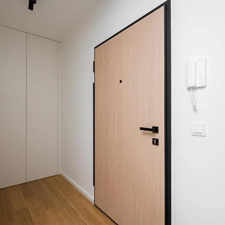 Jerozolimskie Modern By Bookinghost * Warschau