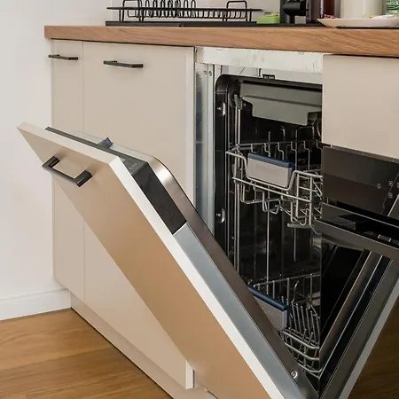 Jerozolimskie Modern By Bookinghost