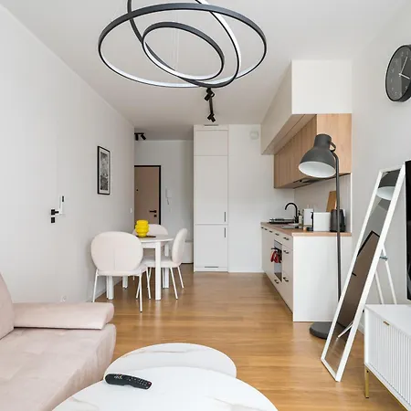 Jerozolimskie Modern By Bookinghost